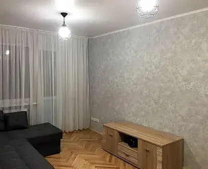 1-к. квартира, 33 м², 4/5 эт., однокомнатная на потоке недорого