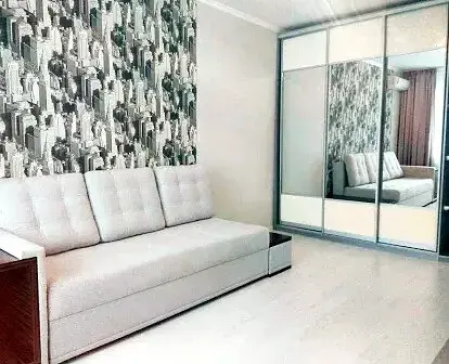 1-к. квартира, 35 м², 5/15 эт., Профинтерна 28А новый дом на Октября