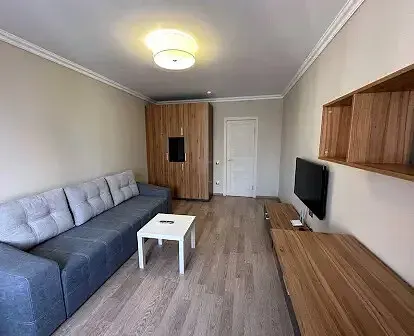 1-к. квартира, 34 м², 7/9 эт., юрина 202