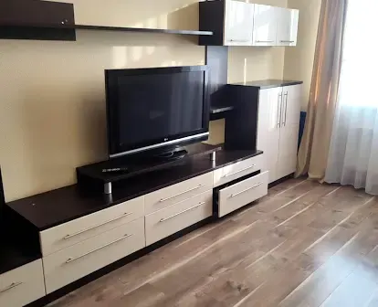 2-к. квартира, 61 м², 4/11 эт., Двухкомнатная квартира. Огни
