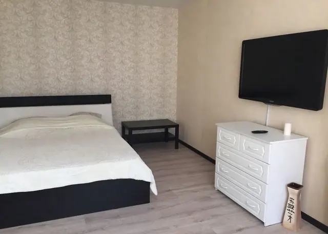 1-к. квартира, 31 м², 2/6 эт., Гущина 153а сдам