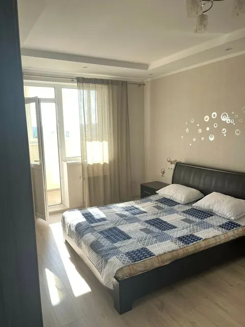 1-к. квартира, 33 м², 8/16 эт., Юрина 204Ж