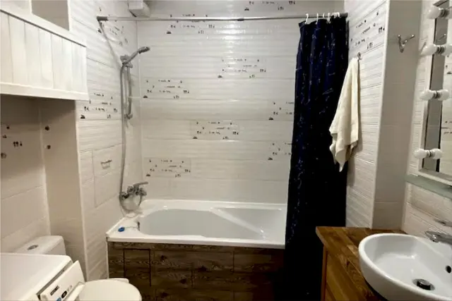 2-к. квартира, 42 м², 3/5 эт., Двухкомнатная квартира