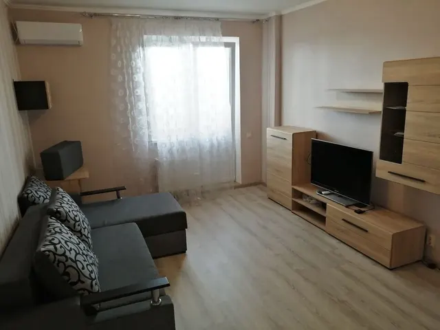 1-к. квартира, 37 м², 3/10 эт., Балтийская 19