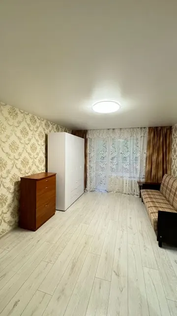 1-к. квартира, 32 м², 2/5 эт., Островского 31 район черемушек