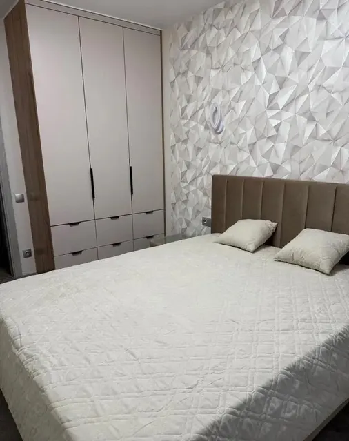 2-к. квартира, 58 м², 10/16 эт., Антона Петрова 221Г двушка у ТРЦ Огни без залога