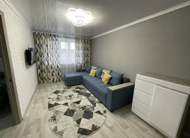 1-к. квартира, 37 м², 2/5 эт., Малахова 57 аренда квартиры