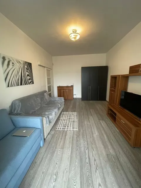 1-к. квартира, 32 м², 2/5 эт., 80гвардейской дивизии однушка на потоке без залог