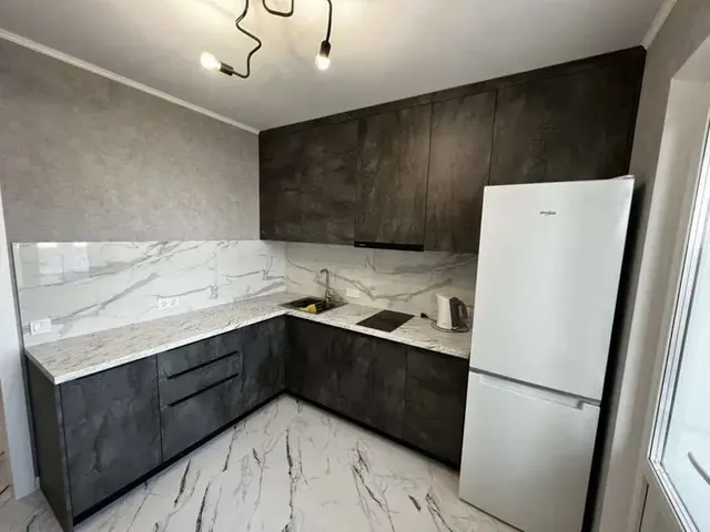 1-к. квартира, 37 м², 2/9 эт.