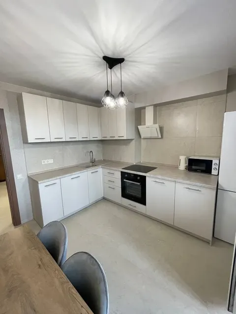 2-к. квартира, 56 м², 4/11 эт., пр. Социалистический 59 двушка в центре