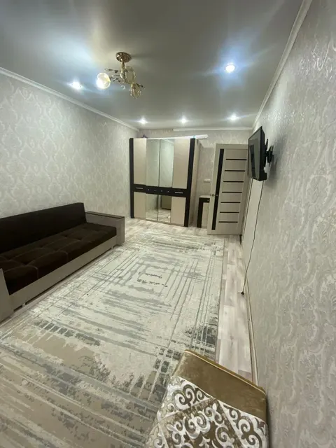 1-к. квартира, 33 м², 2/5 эт., Сдам квартиру район Огни