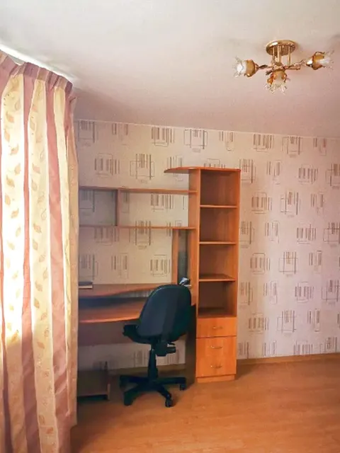 Комната, 13 м², 5/10 эт., Глушкова 6