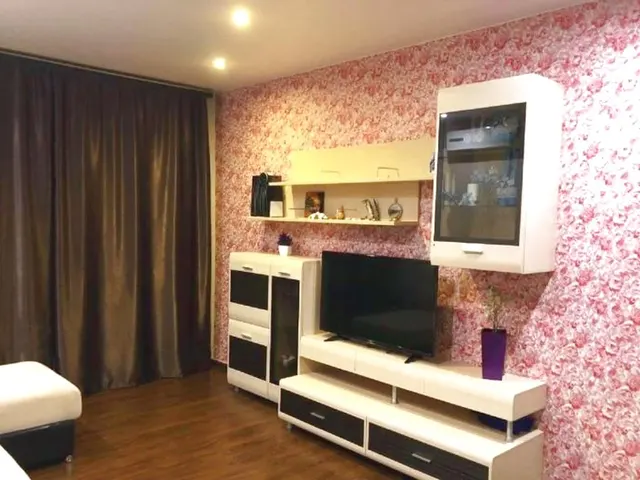 А.Петрова 226, 1-к квартира, 33 кв м, 4/9 эт