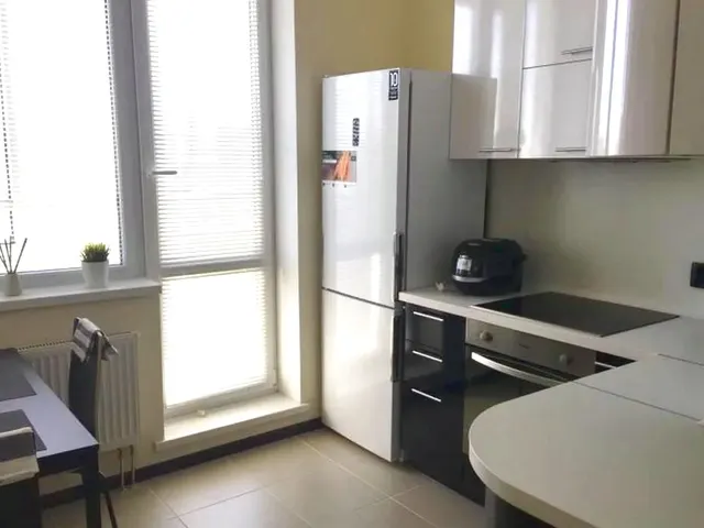 1-к. квартира, 34 м², 7/15 эт., Комсомольский 80е,1-к кв, 34 кв м,7/15 эт