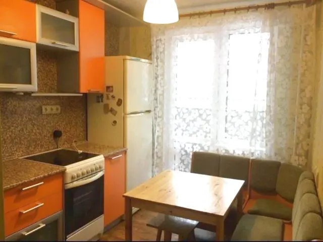 2-к Сиреневая 4, 5/14 эт, 49 кв м